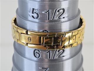 Gucci 3300L Gold Plated Gold Dial 25mm Quartz Women's Watch